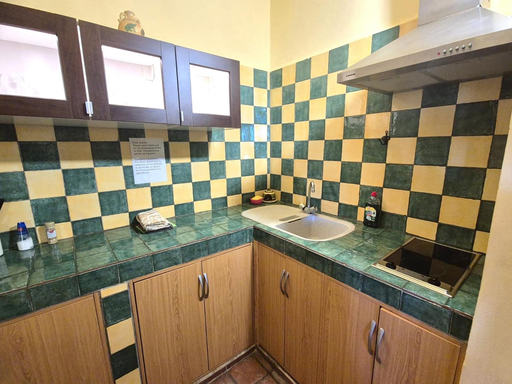 Castle Tower Apartment In Rural Holiday Park 'Bernard' Tolox Exterior foto