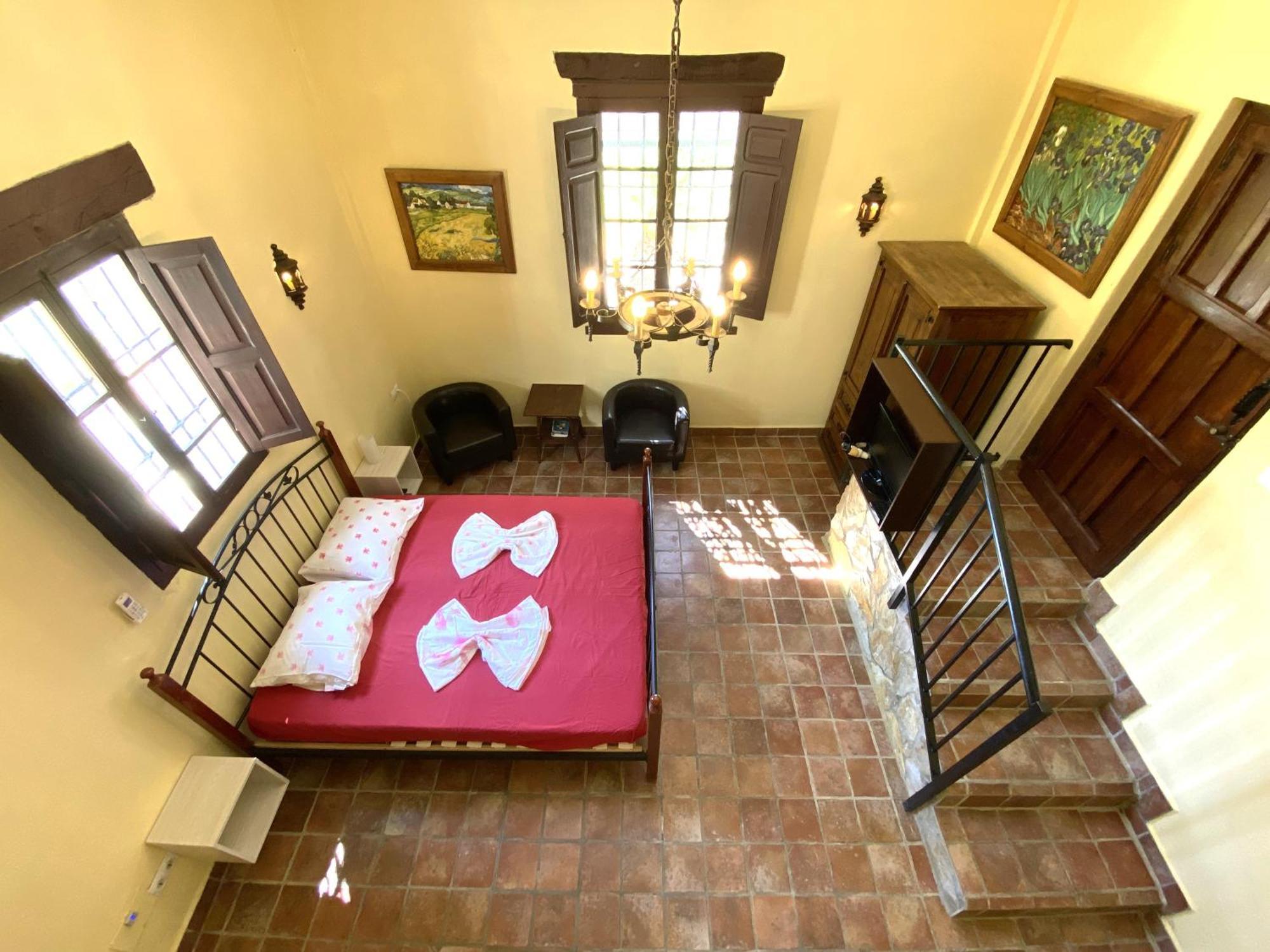 Castle Tower Apartment In Rural Holiday Park 'Bernard' Tolox Exterior foto