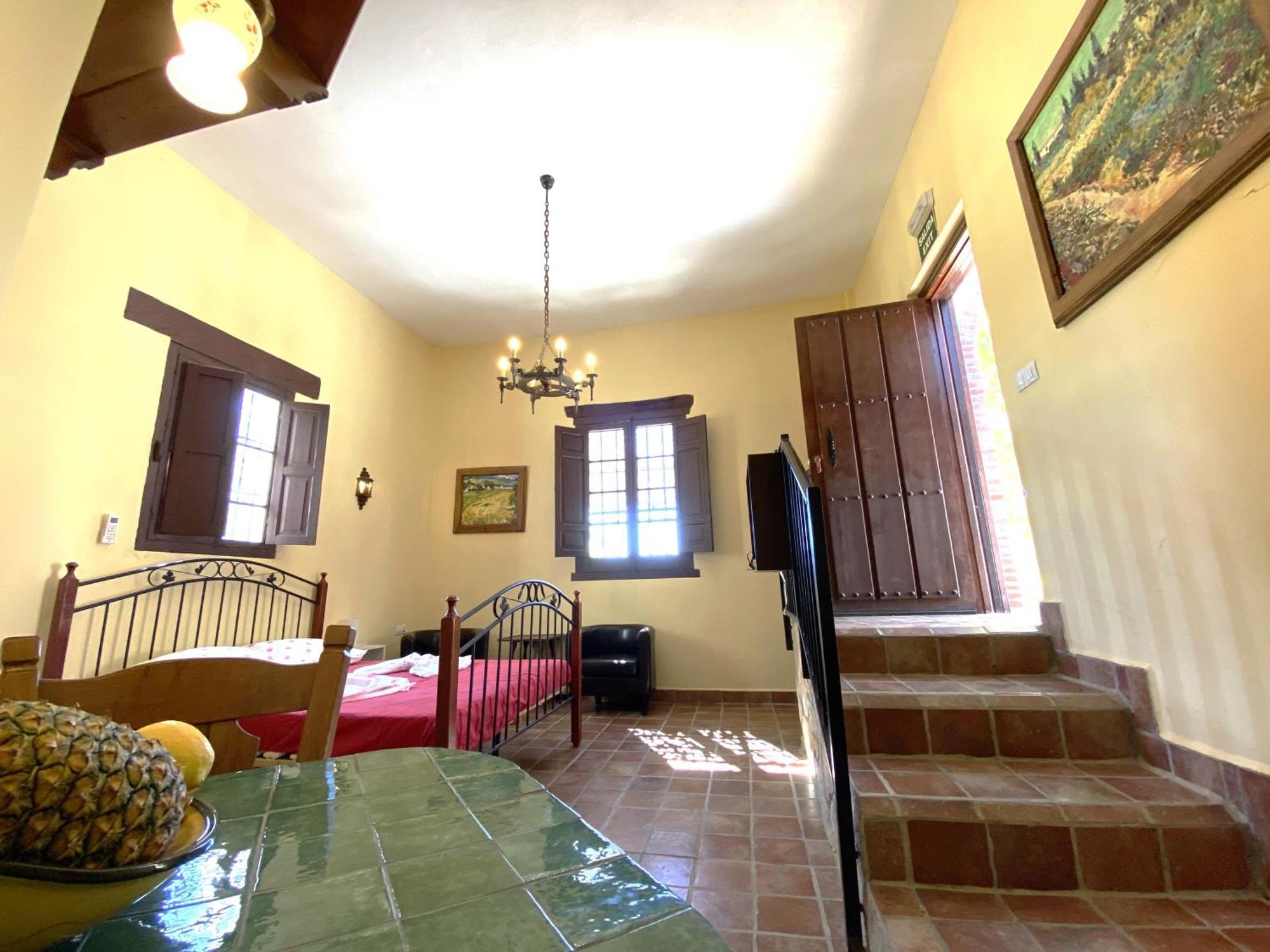 Castle Tower Apartment In Rural Holiday Park 'Bernard' Tolox Exterior foto